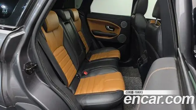 Land Rover Range Rover Evoque 2019 — ფოტო 16/20