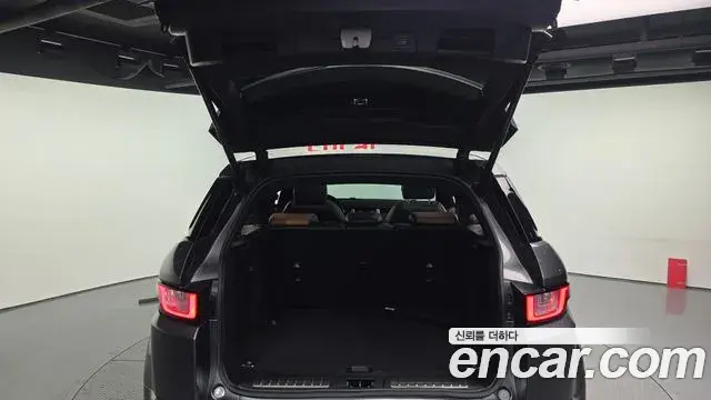 Land Rover Range Rover Evoque 2019 — ფოტო 9/20