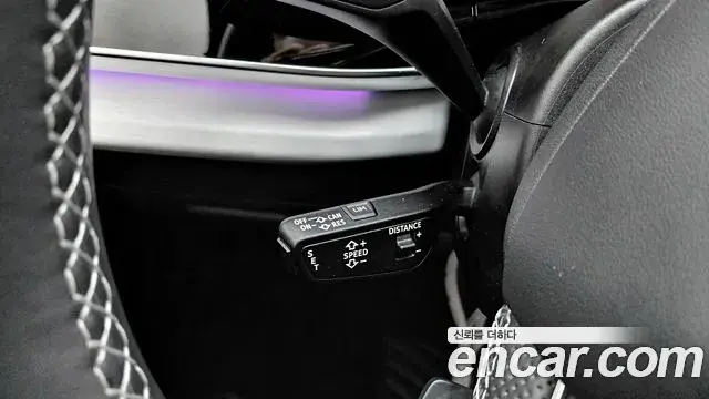 Audi Q8 2021 — ფოტო 18/20