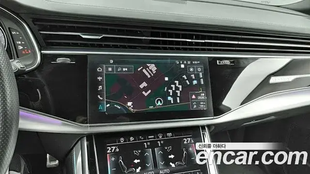 Audi Q8 2021 — ფოტო 16/20