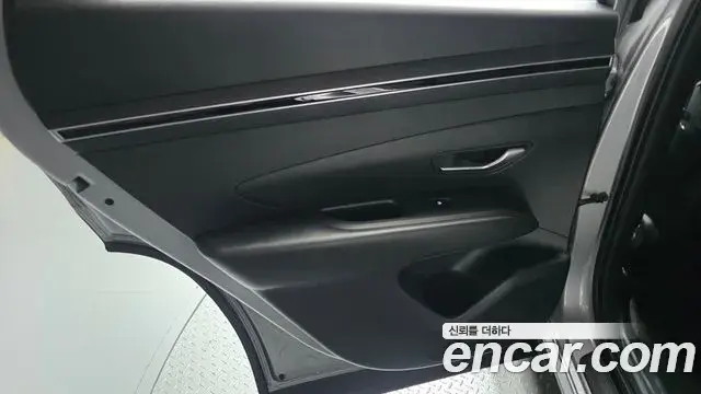 Hyundai Tucson Hybrid 2022 — Photo 16/30