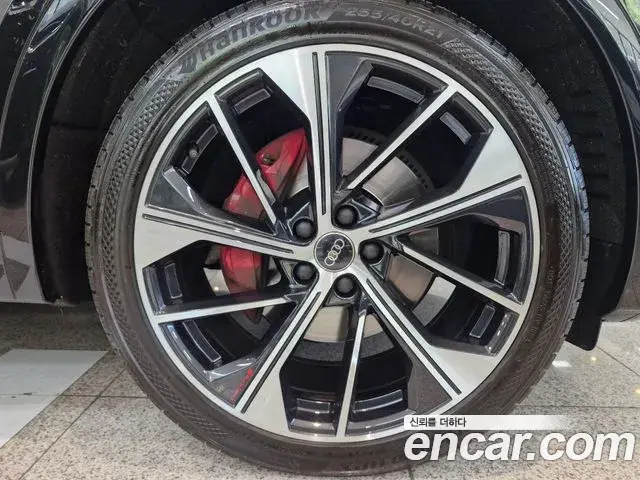 Audi SQ5 2023 — Şəkil 3/20