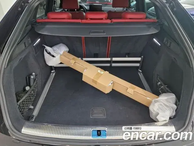 Audi SQ5 2023 — Şəkil 9/20