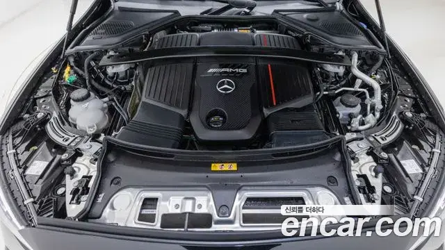 Mercedes-Benz E-Class 2025 — ფოტო 1/20