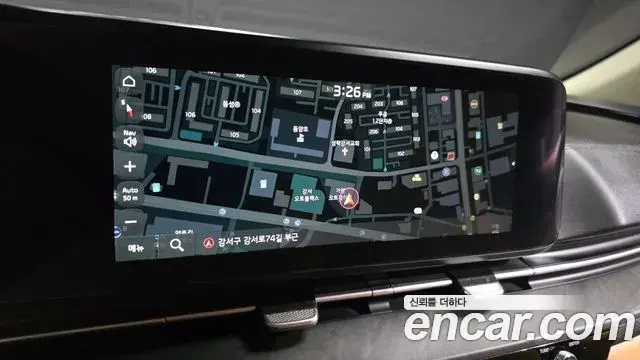 Kia Carnival 2023 — Photo 14/20