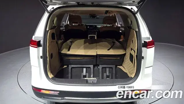 Kia Carnival 2023 — Photo 20/20