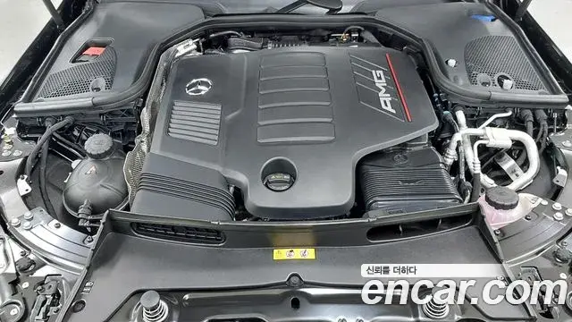 Mercedes-Benz AMG GT 2025 — ფოტო 18/20