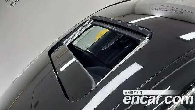 Mercedes-Benz AMG GT 2025 — ფოტო 2/20