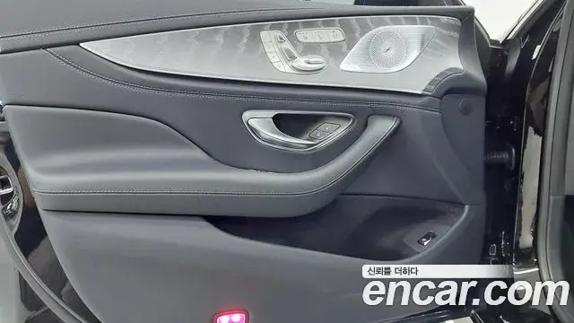 Mercedes-Benz AMG GT 2025 — ფოტო 13/20