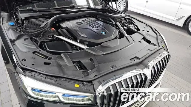 BMW 7 Series 2021 — Photo 15/34