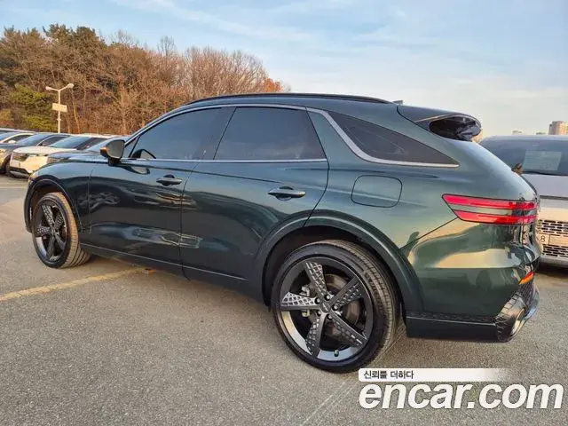 Genesis GV70 2021 — ფოტო 19/20