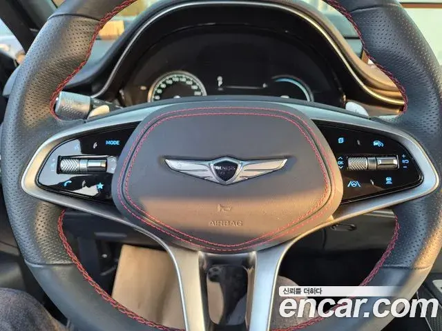 Genesis GV70 2021 — ფოტო 13/20