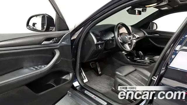 BMW X4 2021 — Фото 10/20