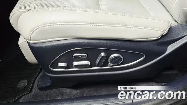 Hyundai Palisade 2025 — ფოტო 25/32