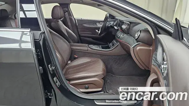 Mercedes-Benz CLS-Class 2021 — Фото 11/20
