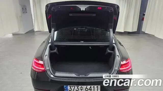 Mercedes-Benz CLS-Class 2021 — Photo 5/32