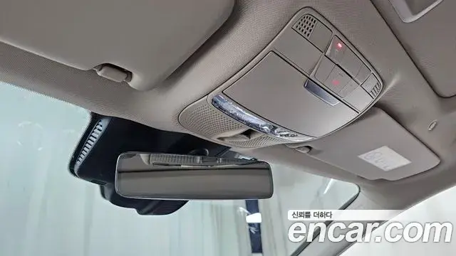 Mercedes-Benz CLS-Class 2021 — Photo 31/32