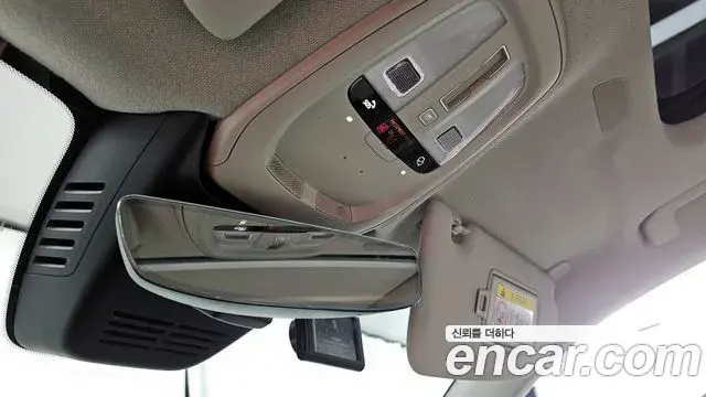 Volvo XC40 2024 — Şəkil 24/31