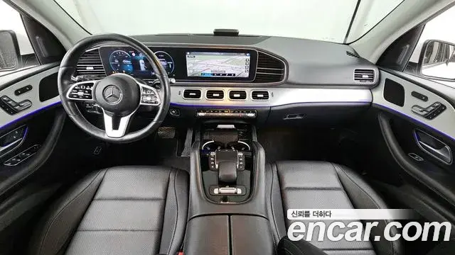 Mercedes-Benz GLE-Class 2019 — Photo 27/31