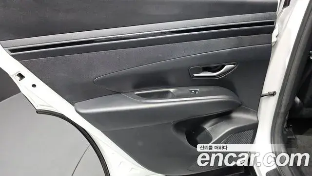 Hyundai Tucson Hybrid 2022 — Şəkil 26/30