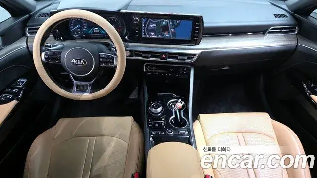 Kia K5 2020 — Şəkil 25/30