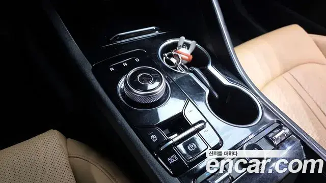 Kia K5 2020 — Şəkil 20/30
