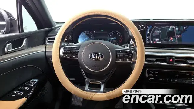 Kia K5 2020 — Şəkil 12/30
