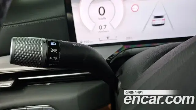 Genesis GV80 2024 — ფოტო 21/31