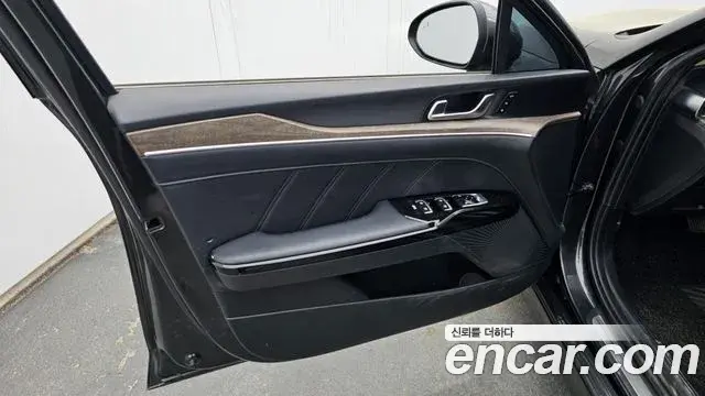 Kia K5 2020 — Photo 16/31