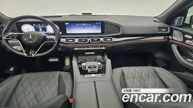 Mercedes-Benz GLS-Class 2025 — Photo 6/20