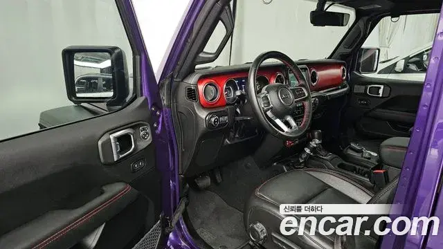 Jeep Wrangler 2023 — Фото 10/20