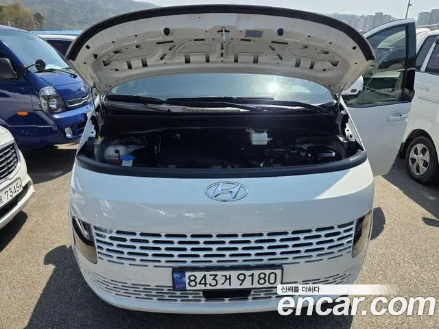 Hyundai Staria 2023 — Фото 5/20