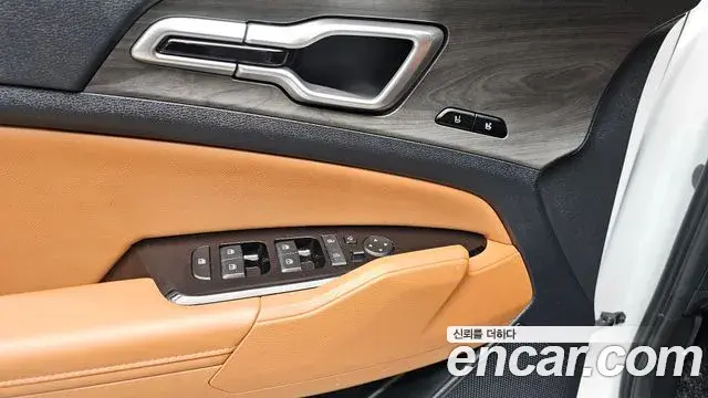 Kia Sportage 2022 — Фото 17/20