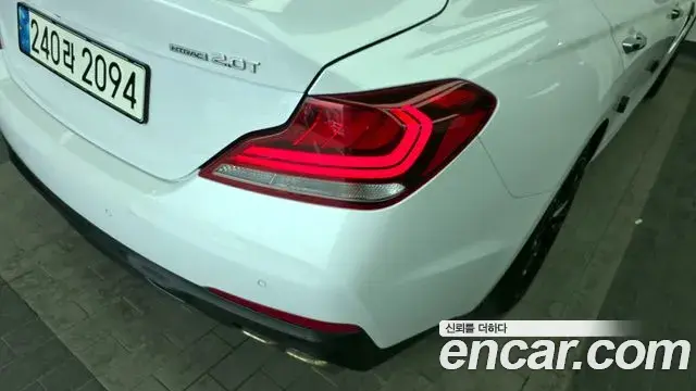 Genesis G70 2019 — Photo 18/33