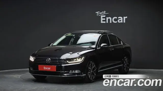 Volkswagen Passat GT 2018 — Photo 16/30