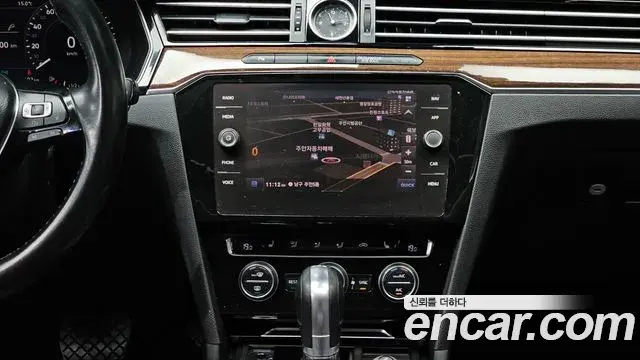 Volkswagen Passat GT 2018 — Photo 13/30