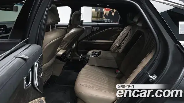 Kia K8 2023 — Photo 23/37