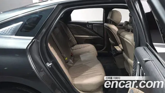 Kia K8 2023 — Photo 29/37