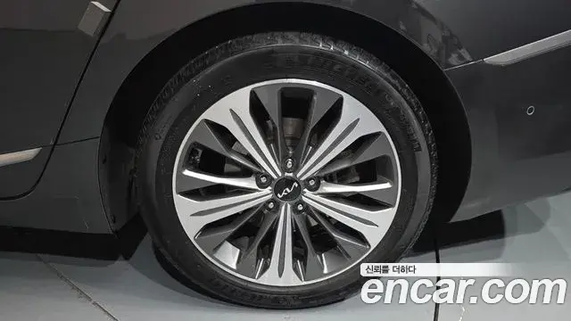 Kia K8 2023 — Photo 15/37