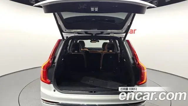 Volvo XC90 2024 — Şəkil 5/36