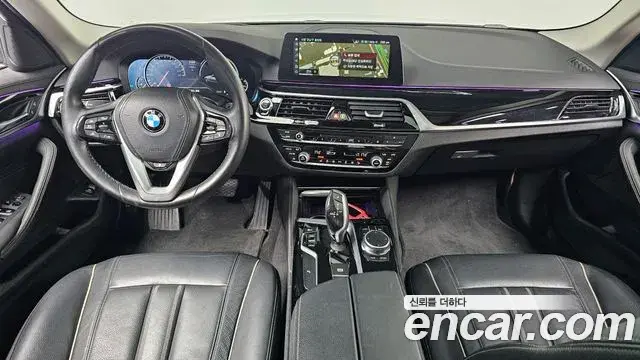 BMW 5 Series 2018 — Фото 6/20