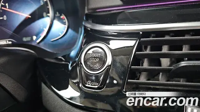 BMW 5 Series 2018 — ფოტო 2/34