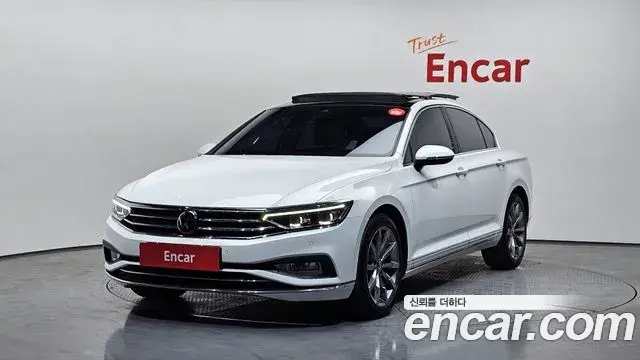 Volkswagen Passat GT 2022 — Şəkil 19/33