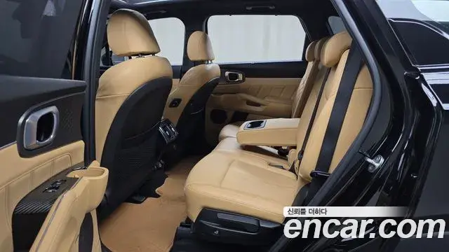 Kia Sorento 2022 — Photo 14/35