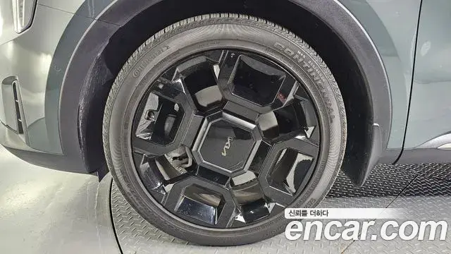 Kia Sorento 2025 — ფოტო 5/20
