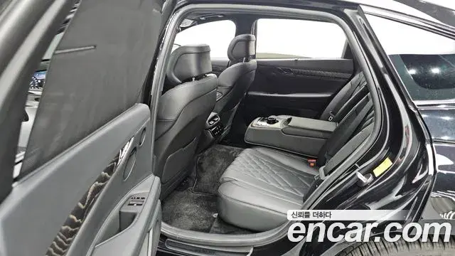 Genesis G80 2025 — ფოტო 21/32