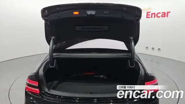 Genesis G80 2025 — ფოტო 12/32