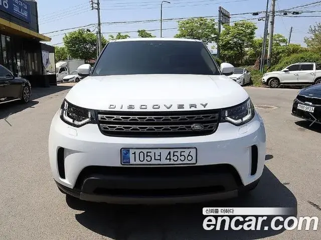 Land Rover Discovery 5 2019 — ფოტო 19/20