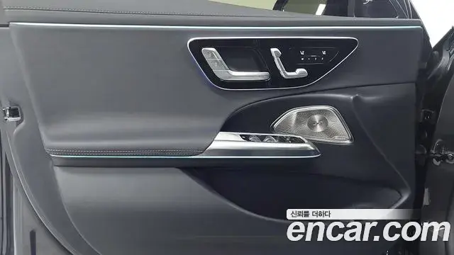 Mercedes-Benz E-Class 2024 — Şəkil 12/20