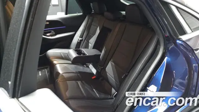 Mercedes-Benz GLE-Class 2021 — Фото 12/20